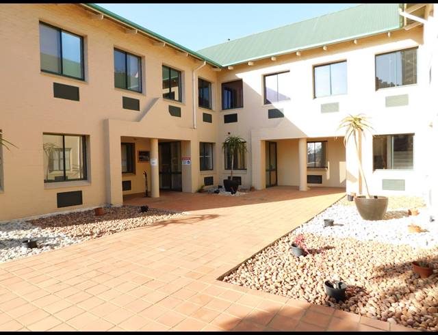 300M² OFFICE TO LET IN RANDBURG CENTRAL